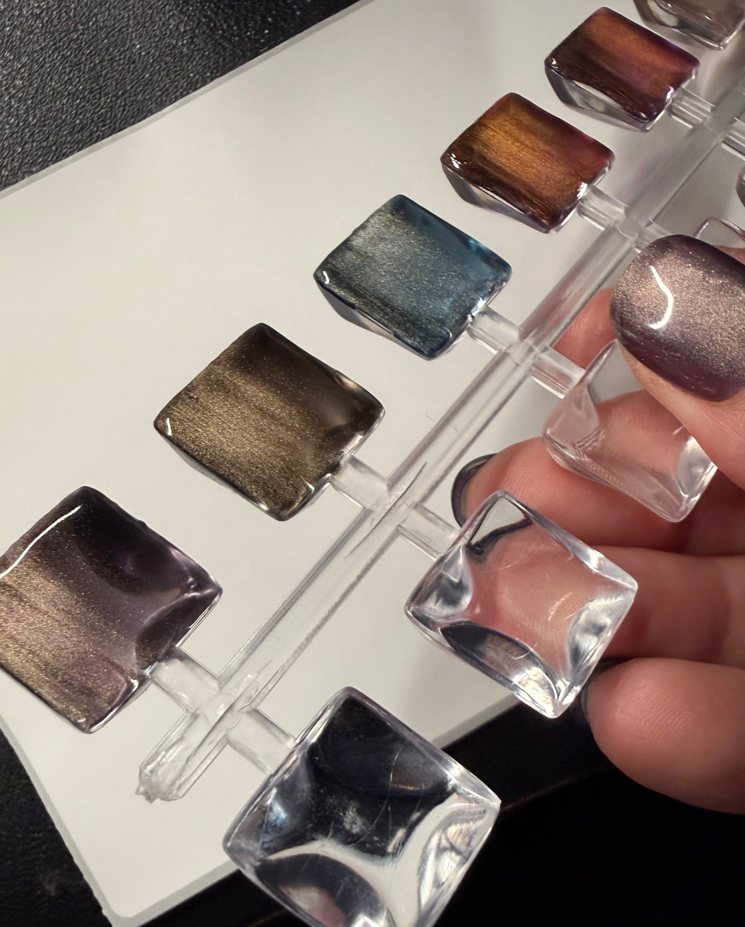 Magnetic Gel Set S Almond