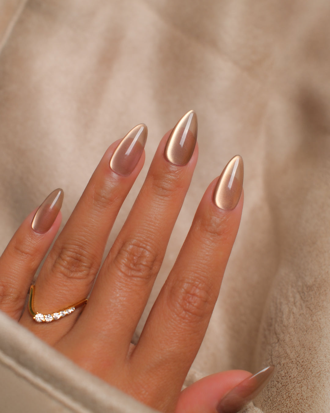 Magnetic Gel Press on Nails