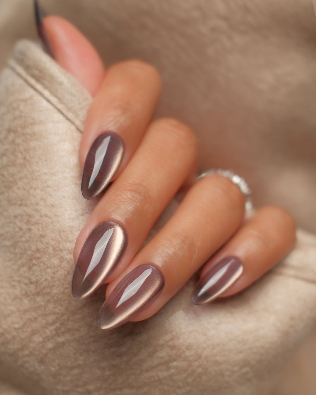 Magnetic Gel Press on Nails